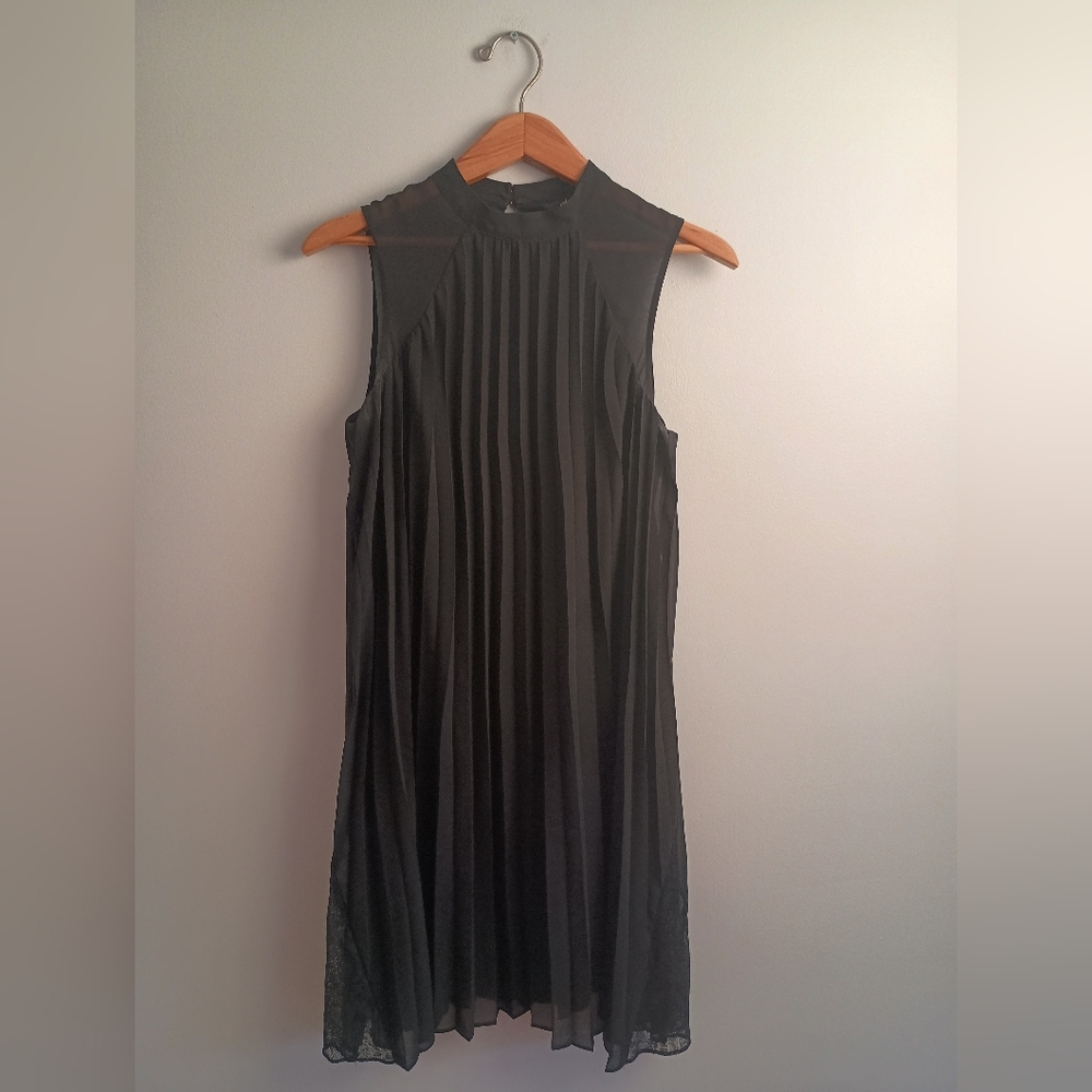 Thalia Sodi- Black Pleated Shift Dress- Size M